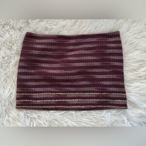 Y2K Abercrombie Fitch Tweed Mini Skirt Womens Size 4 Burgundy Gold Trim‎